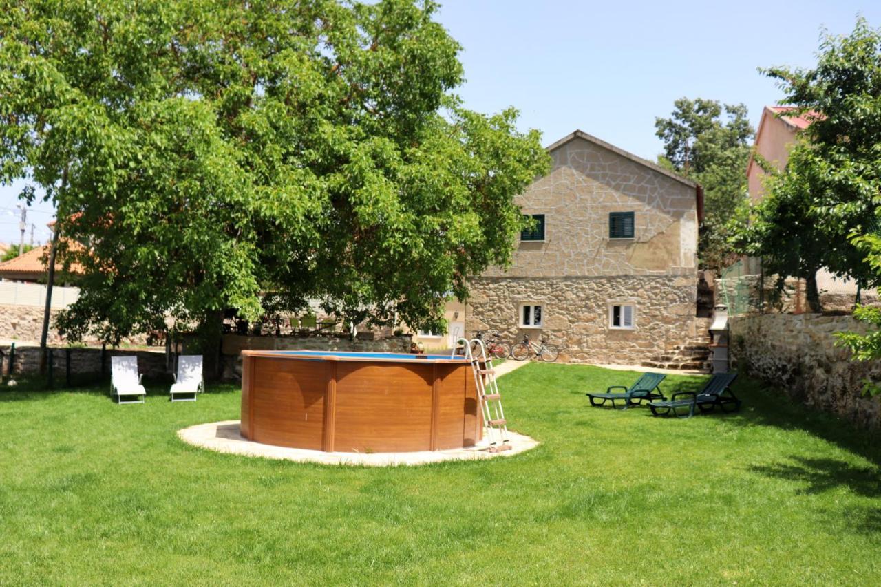 Cantinho D'Aldeia Guarda Exterior photo